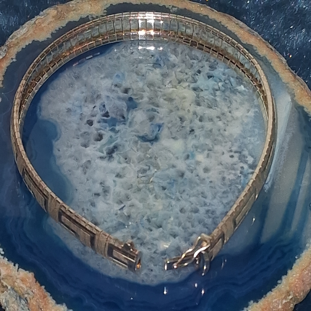 Stylish Silver Geometric Bracelet - image 2